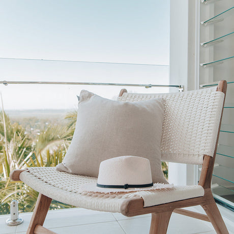 Zane Accent Chair – White
