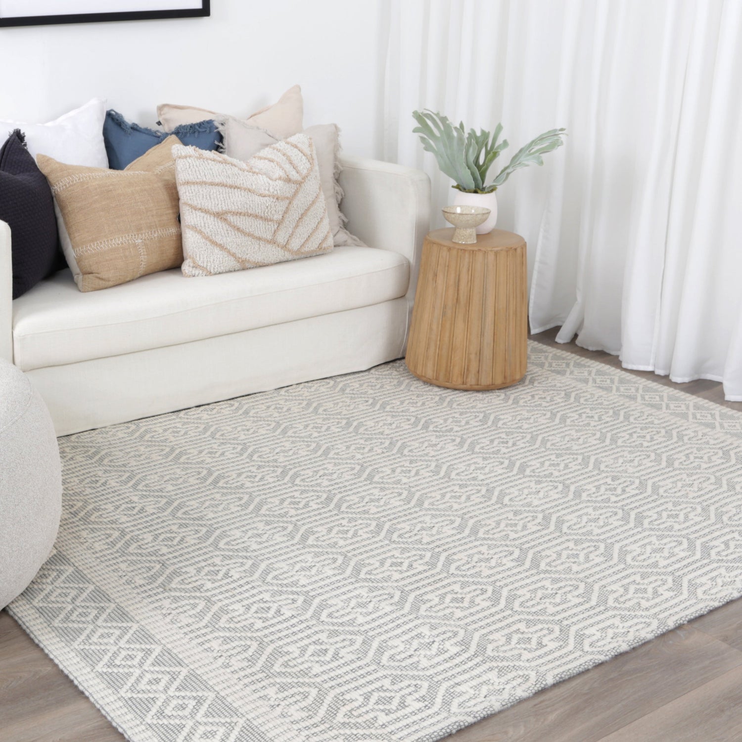 Copacabana Geometric Light Grey Wool Rug
