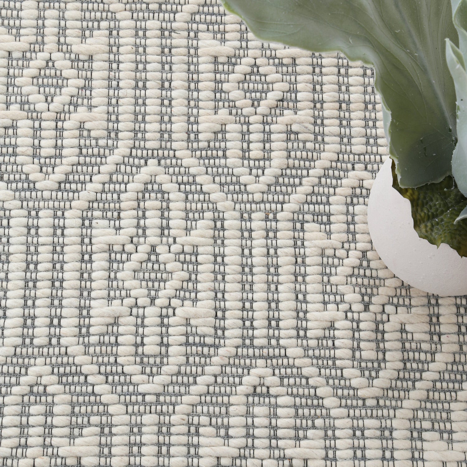 Copacabana Geometric Light Grey Wool Rug