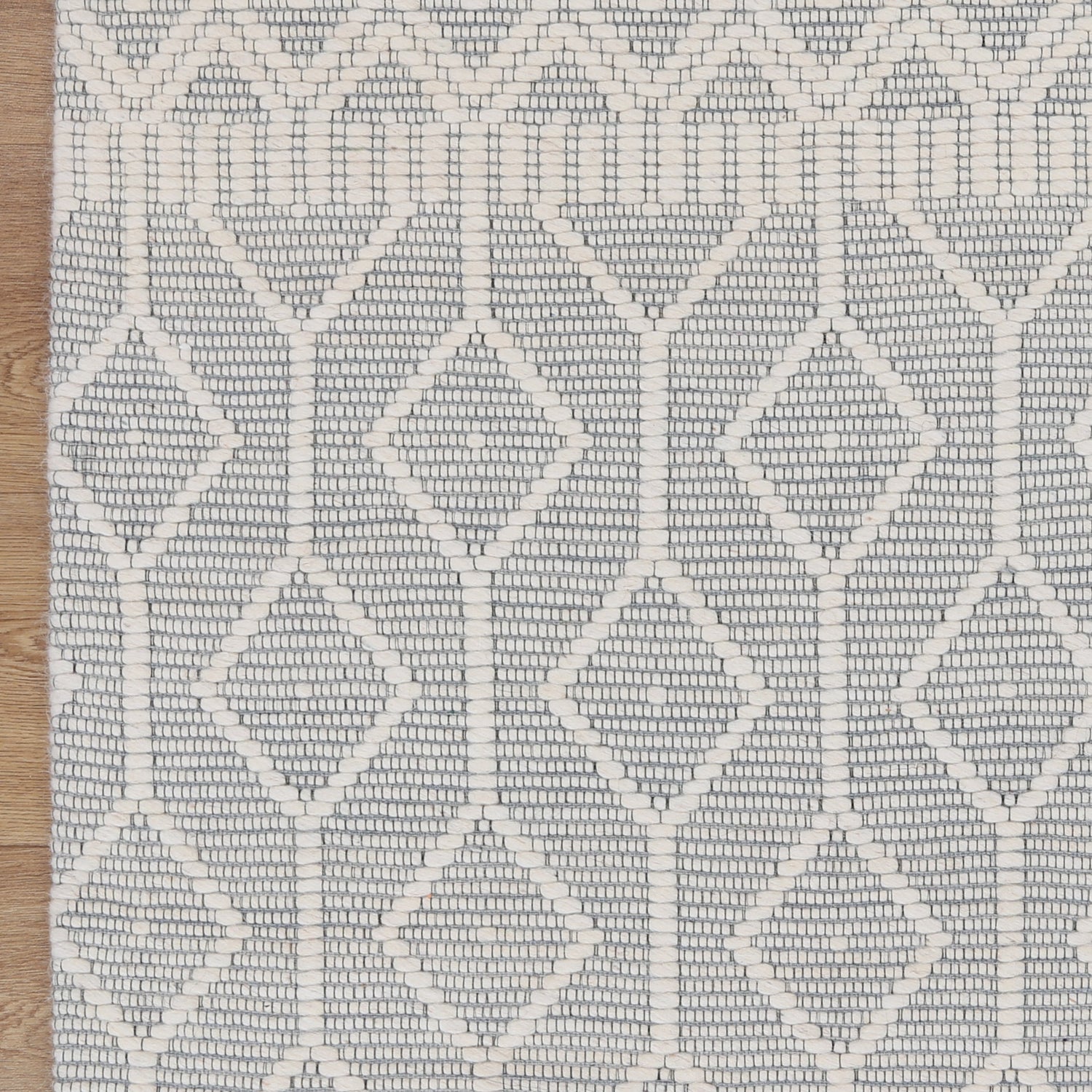 Copacabana Lattice Light Grey Wool Rug