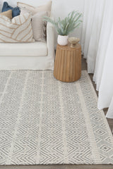Copacabana Chevron Light Grey Wool Rug