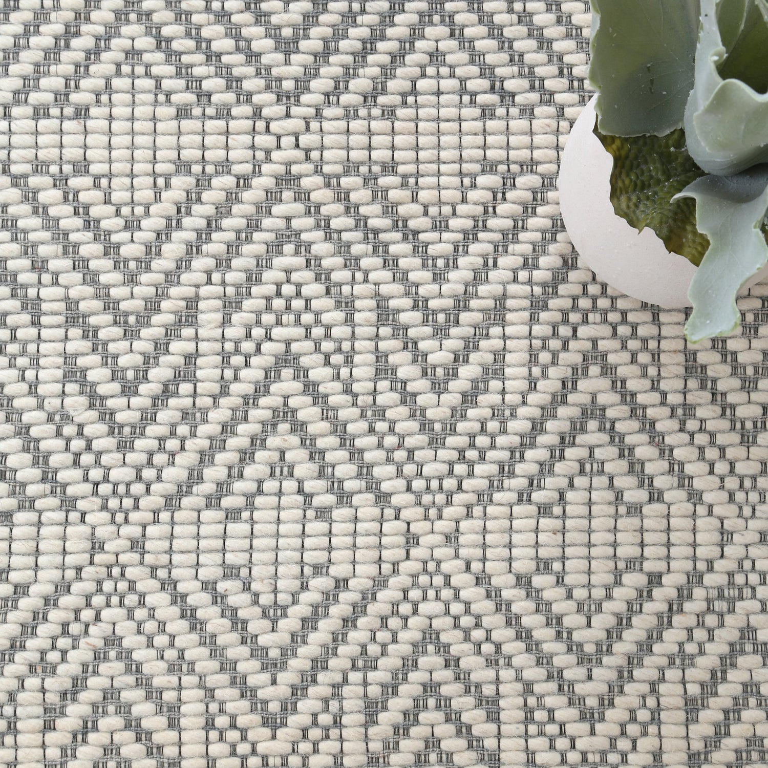 Copacabana Chevron Light Grey Wool Rug