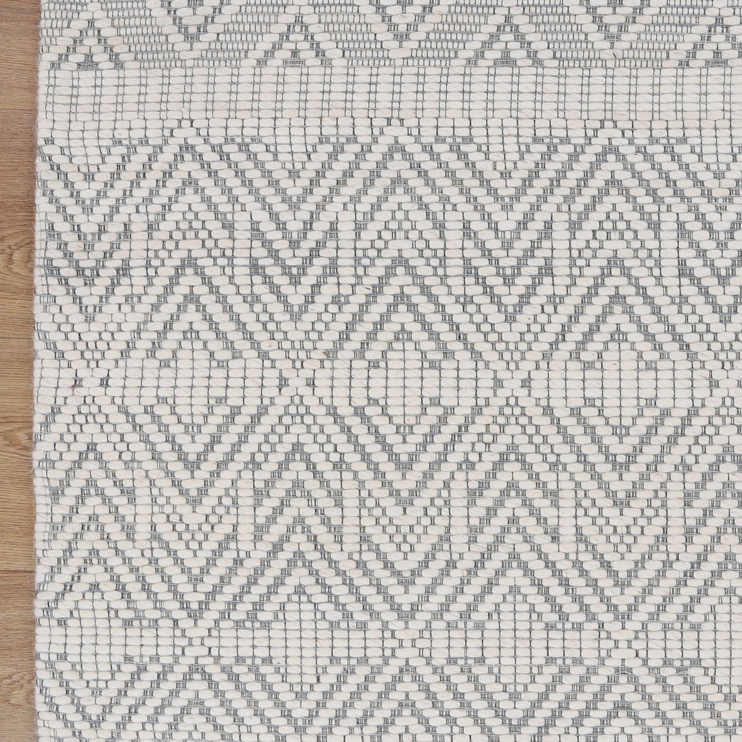 Copacabana Chevron Light Grey Wool Rug