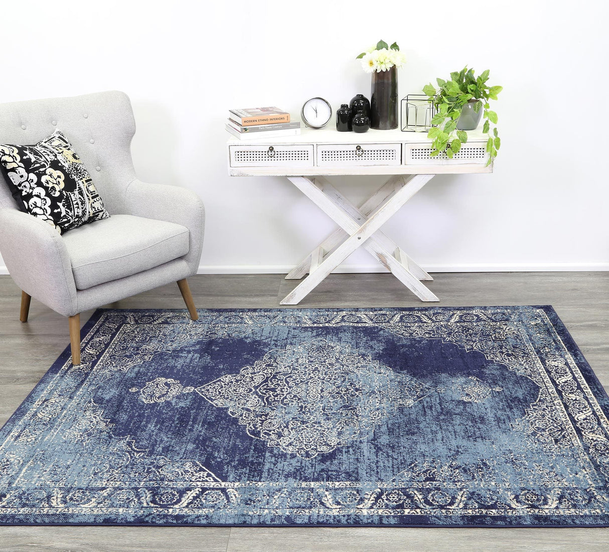 Arya Navy Blue Distress Rug
