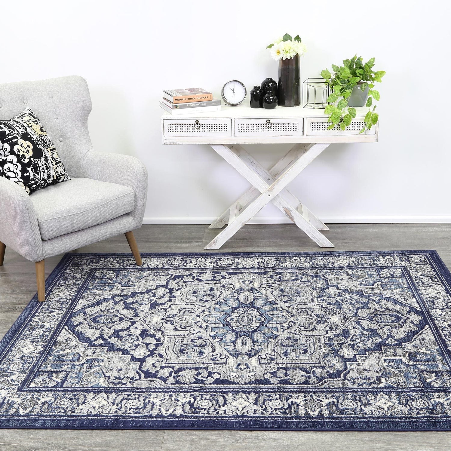 Arya Navy Blue Transitional Rug