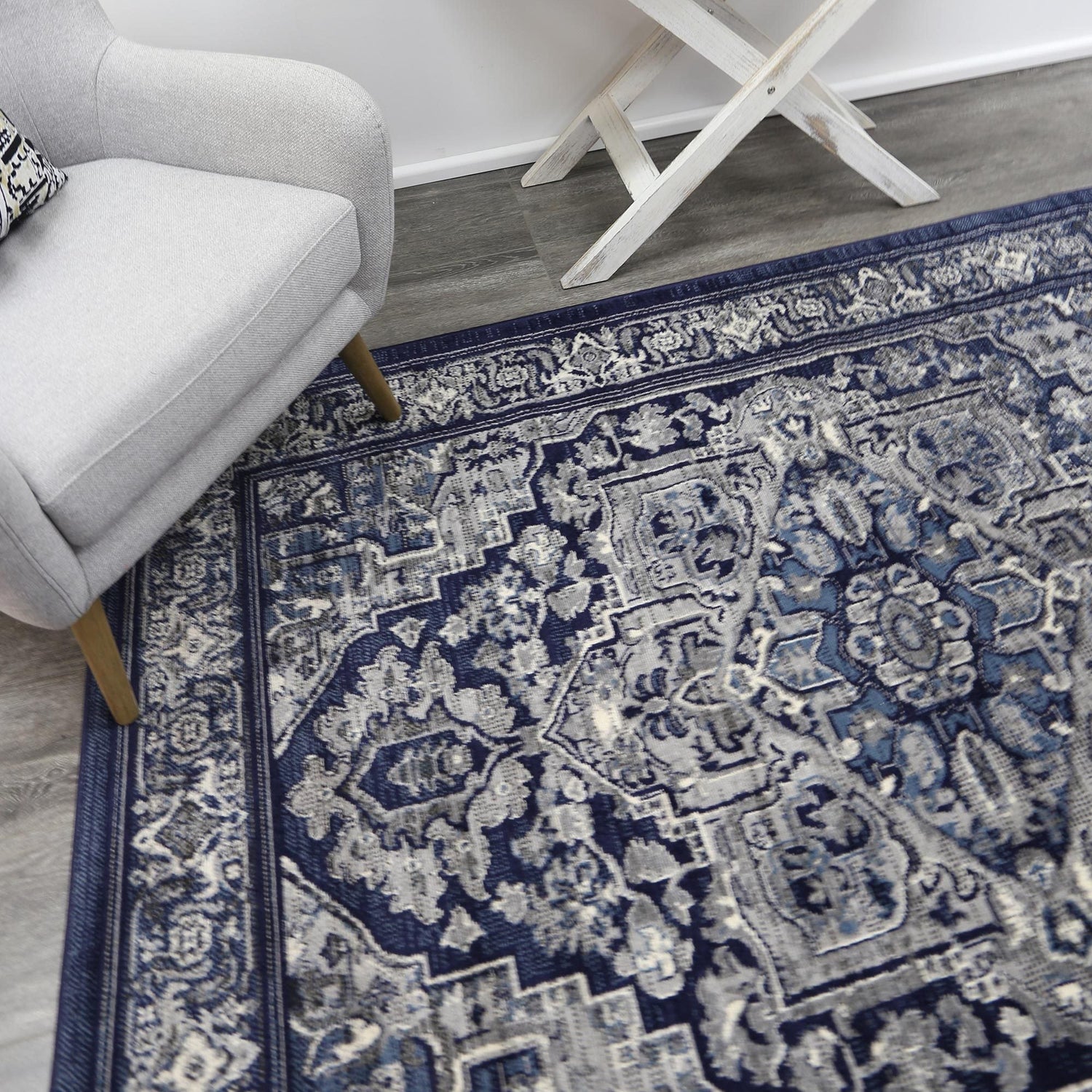 Arya Navy Blue Transitional Rug