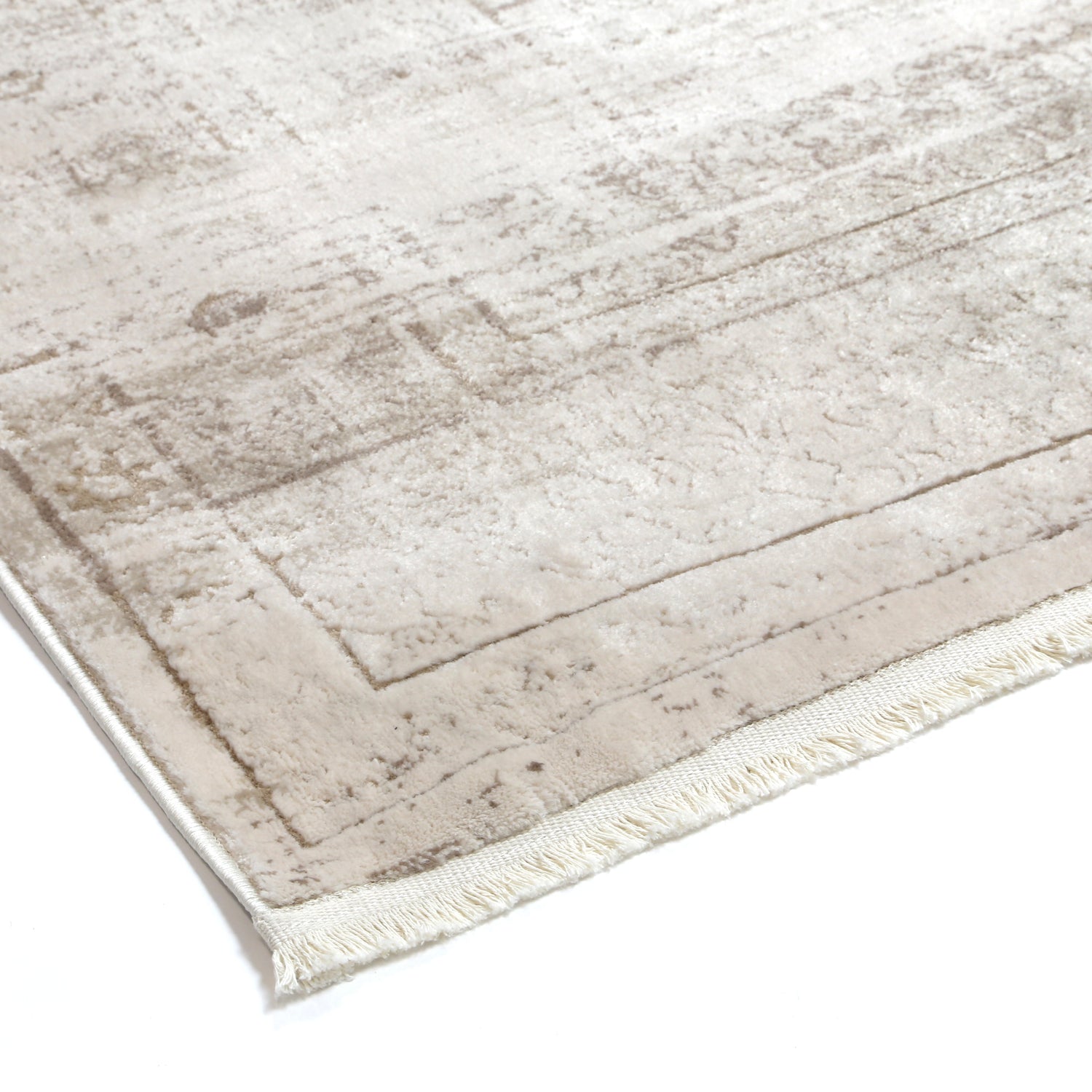Cordelia Traditional Beige Rug