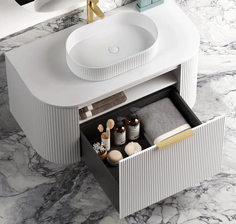 Burleigh_White_Vanity 900