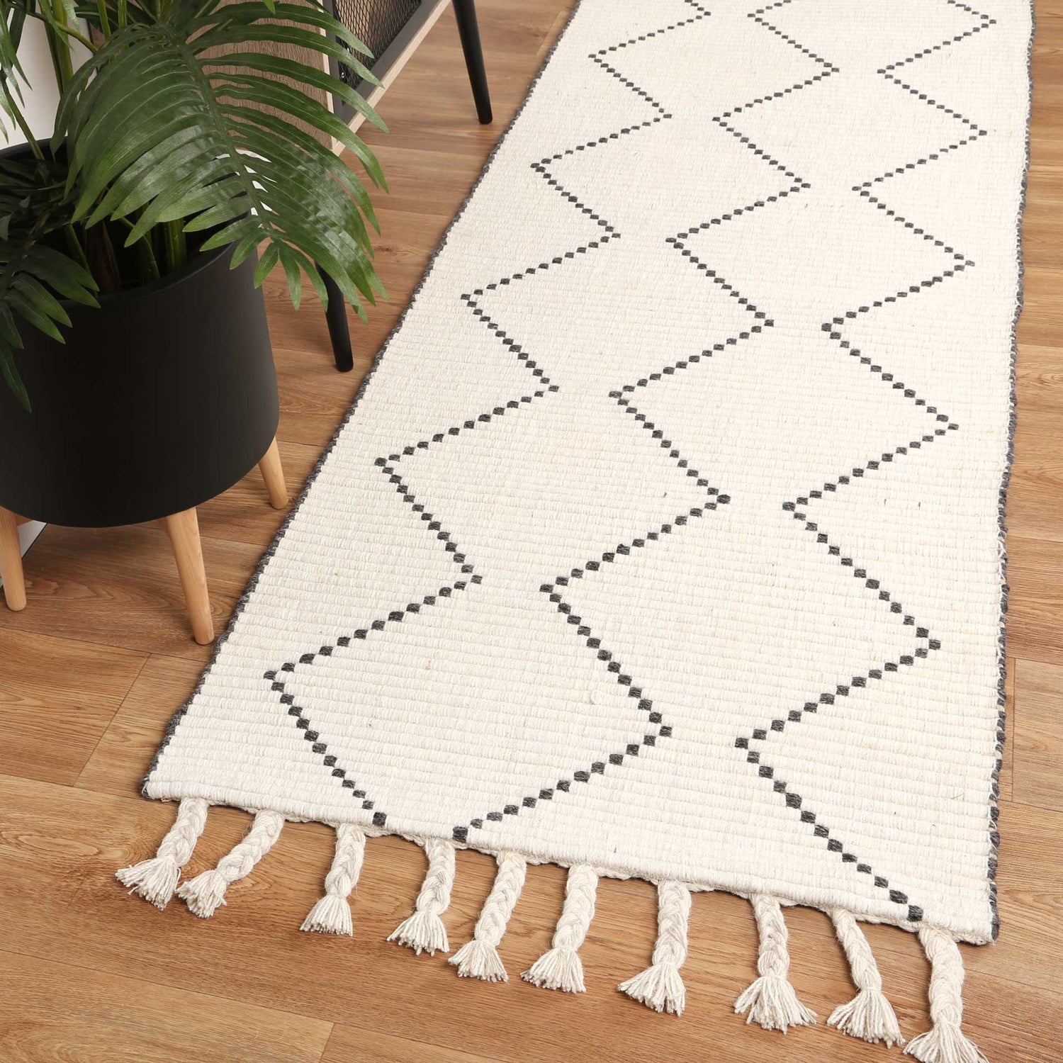 Goa Zig-Zag Wool Blend Cream Rug