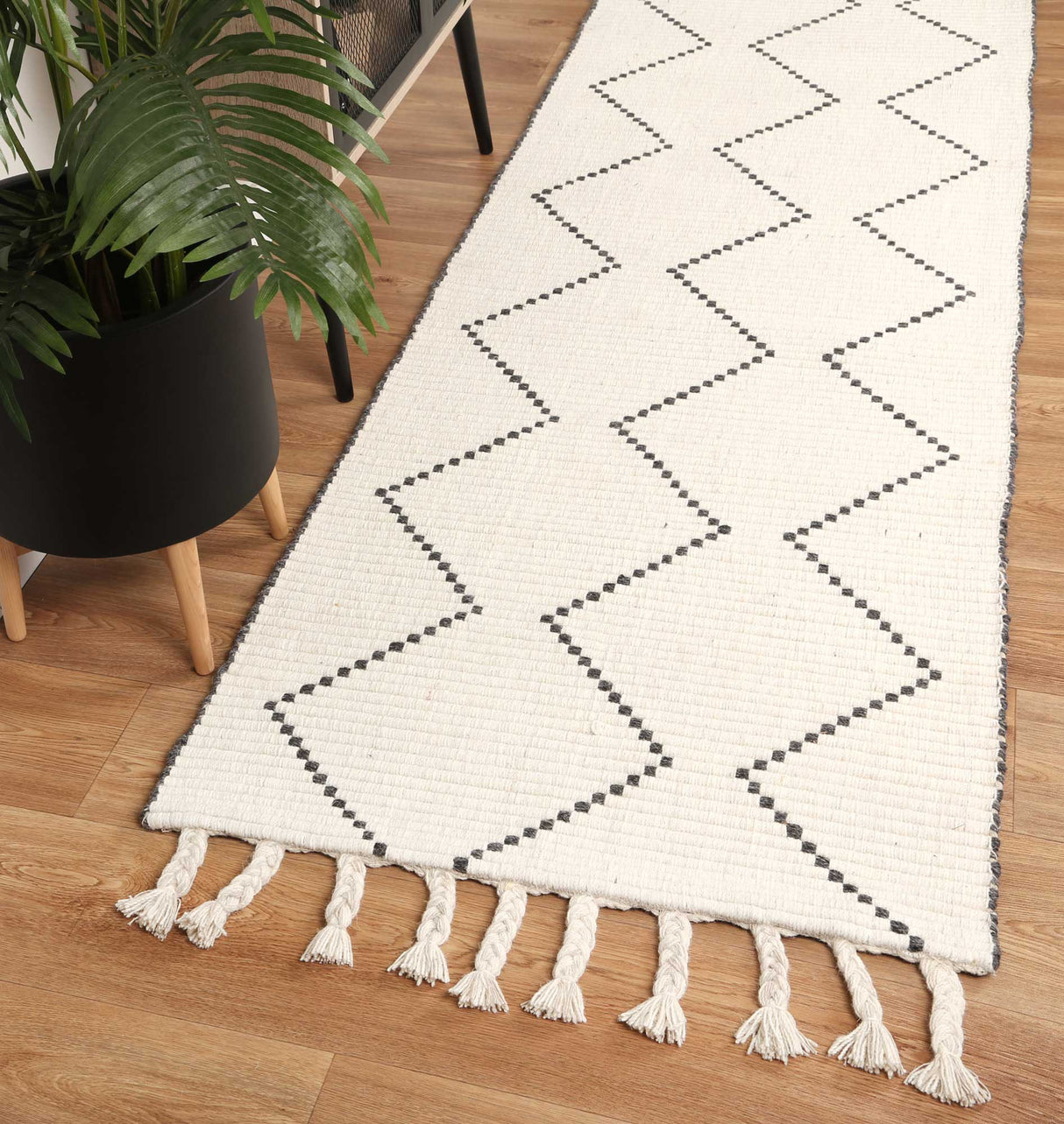 Goa Zig-Zag Wool Blend Cream Rug