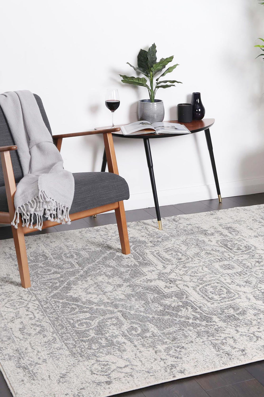 Exquisite Audrey Ivory & Grey Rug