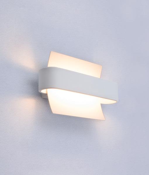 DUBAI: LED Interior Matte White Curved Wall Light