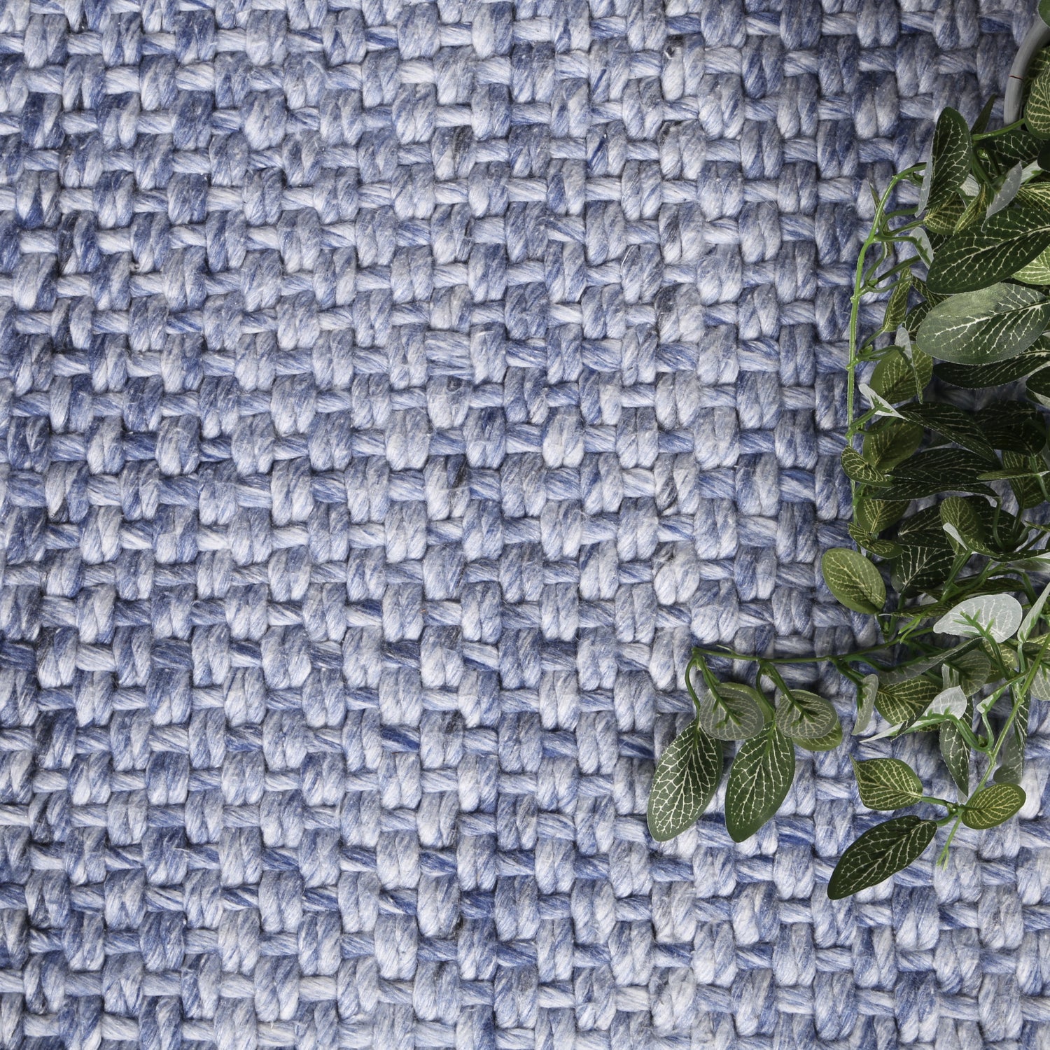 Zayna Chignon Blue Wool Blend Rug