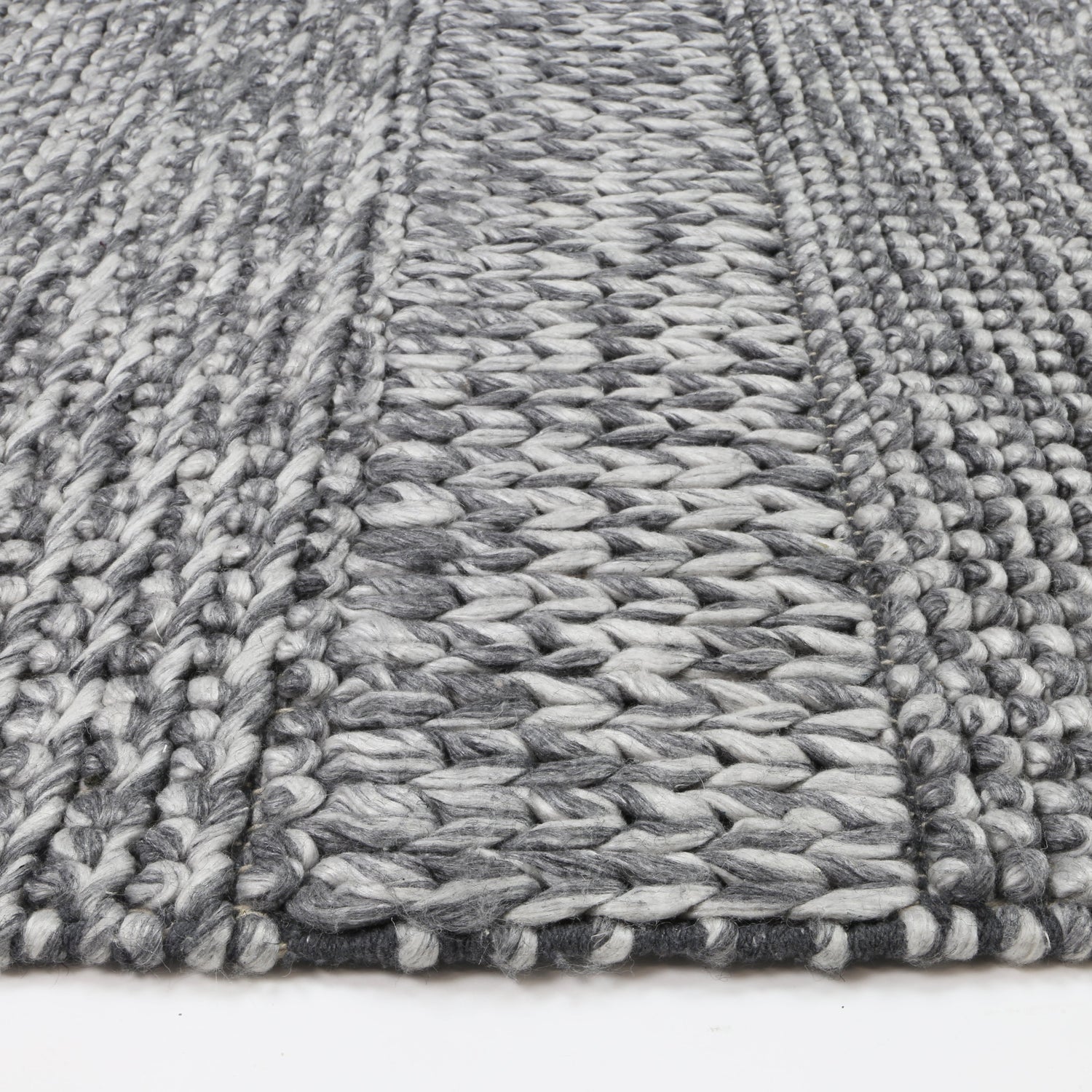 Zayna Grace Charcoal Wool Blend Rug