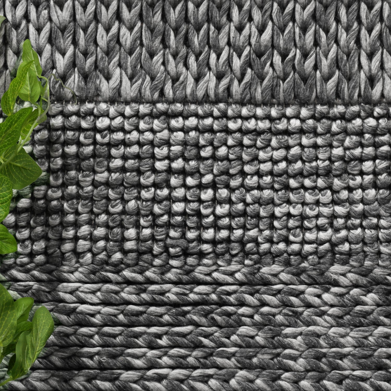 Zayna Grace Charcoal Wool Blend Rug