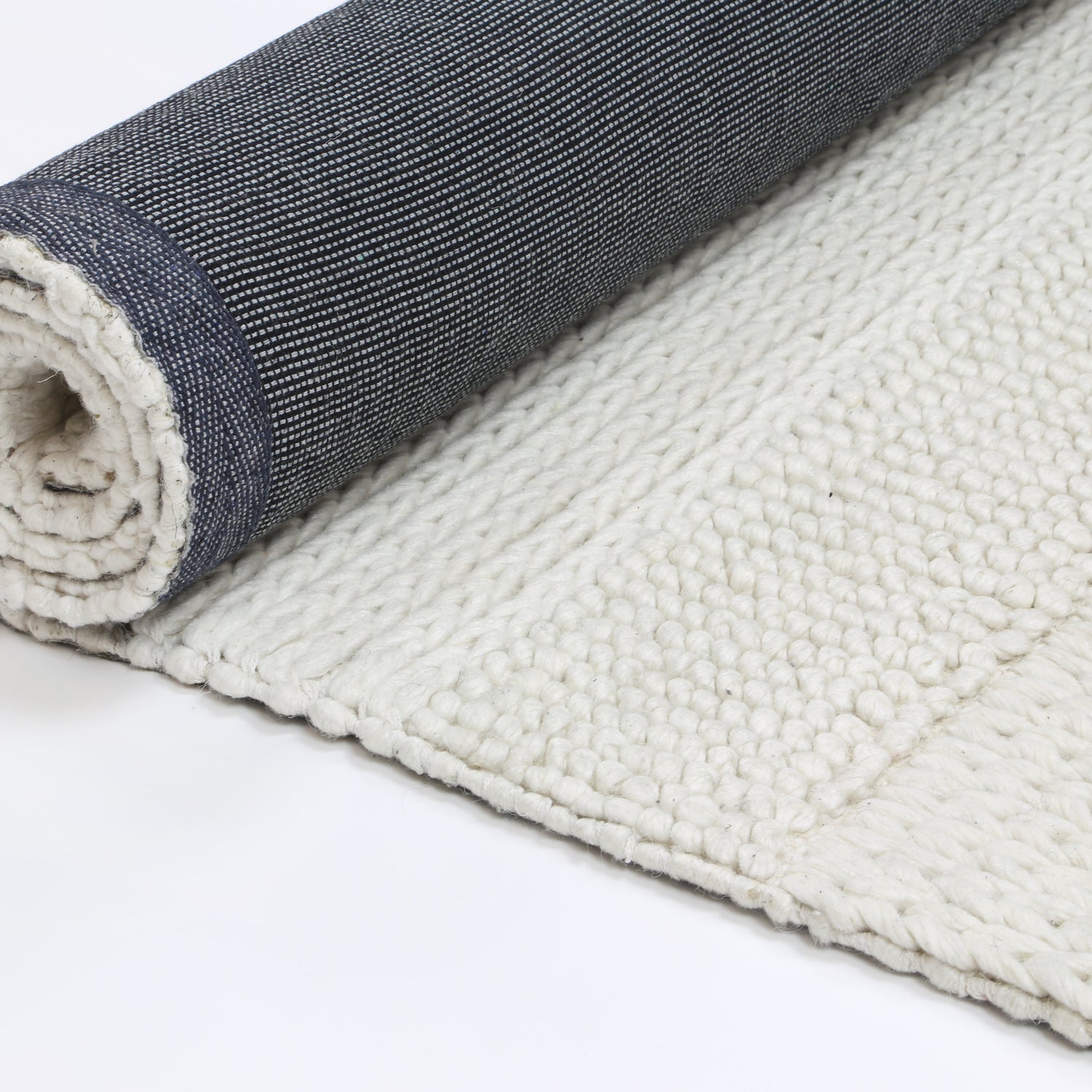 Zayna Grace White Wool Blend Rug