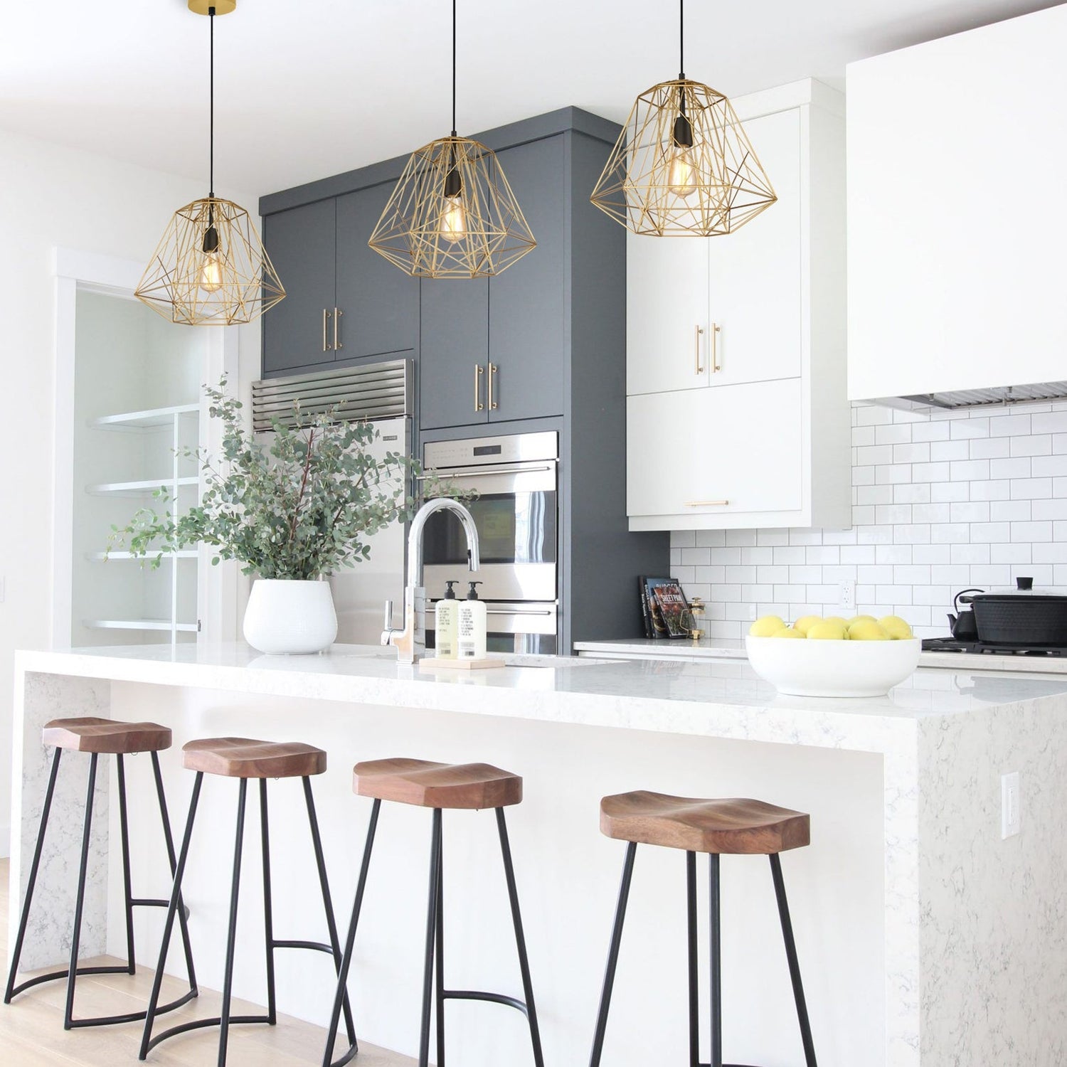 MARTE: Geometric Design Interior Iron Cage Pendant Lights