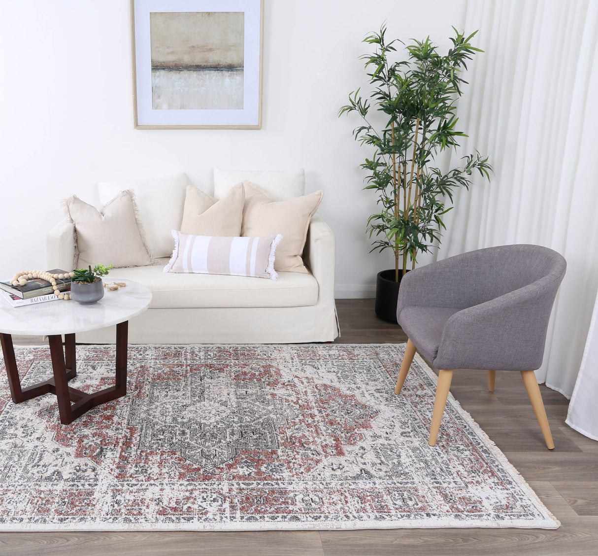 Annapolis Otrar Multi Traditional Soft Rug