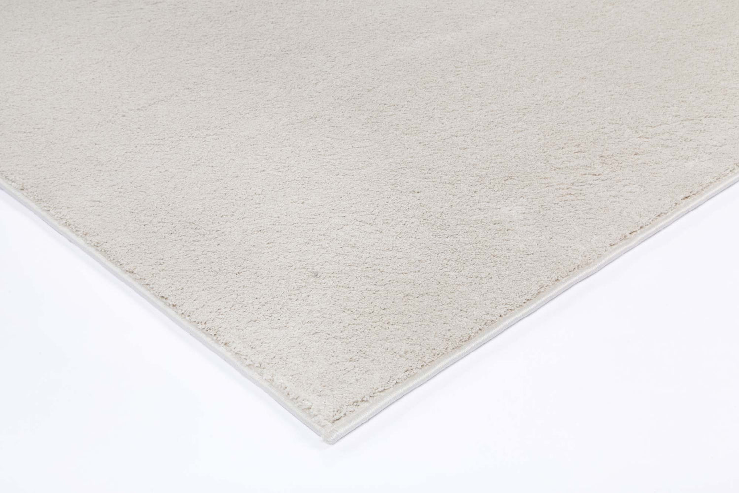 Lissa Cream Plush Rug