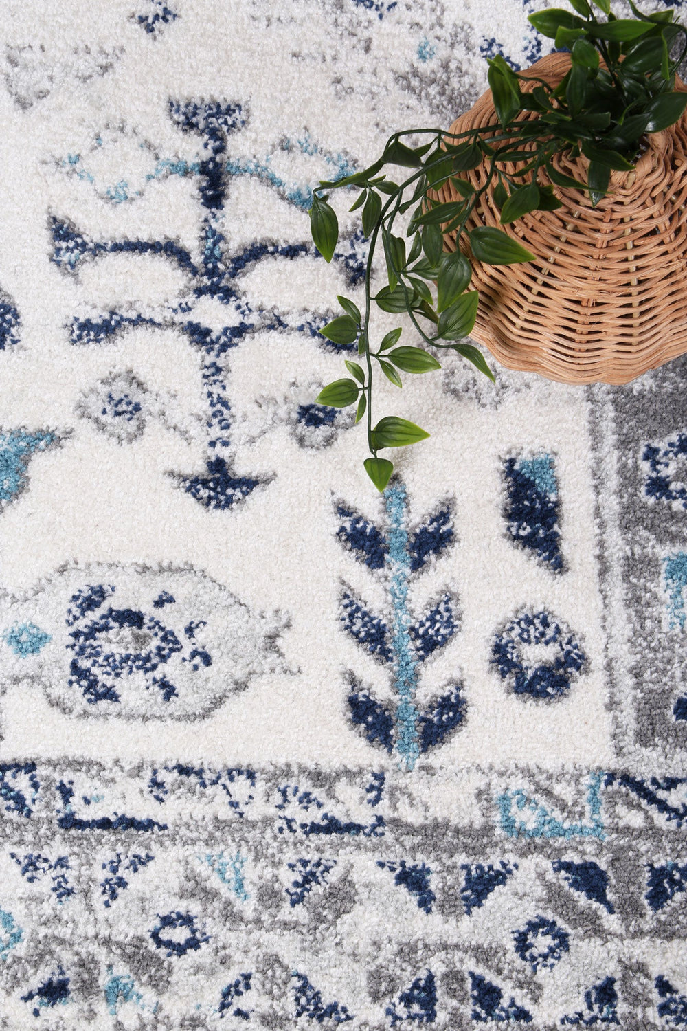 Ligures  Cream Blue Traditional Rug