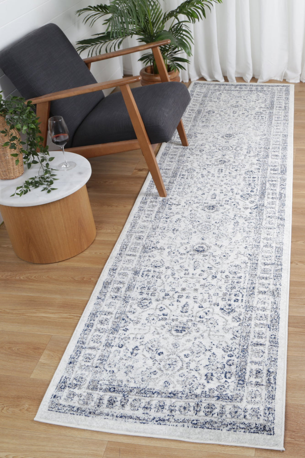 Ligures  Navy Cream Traditional Rug