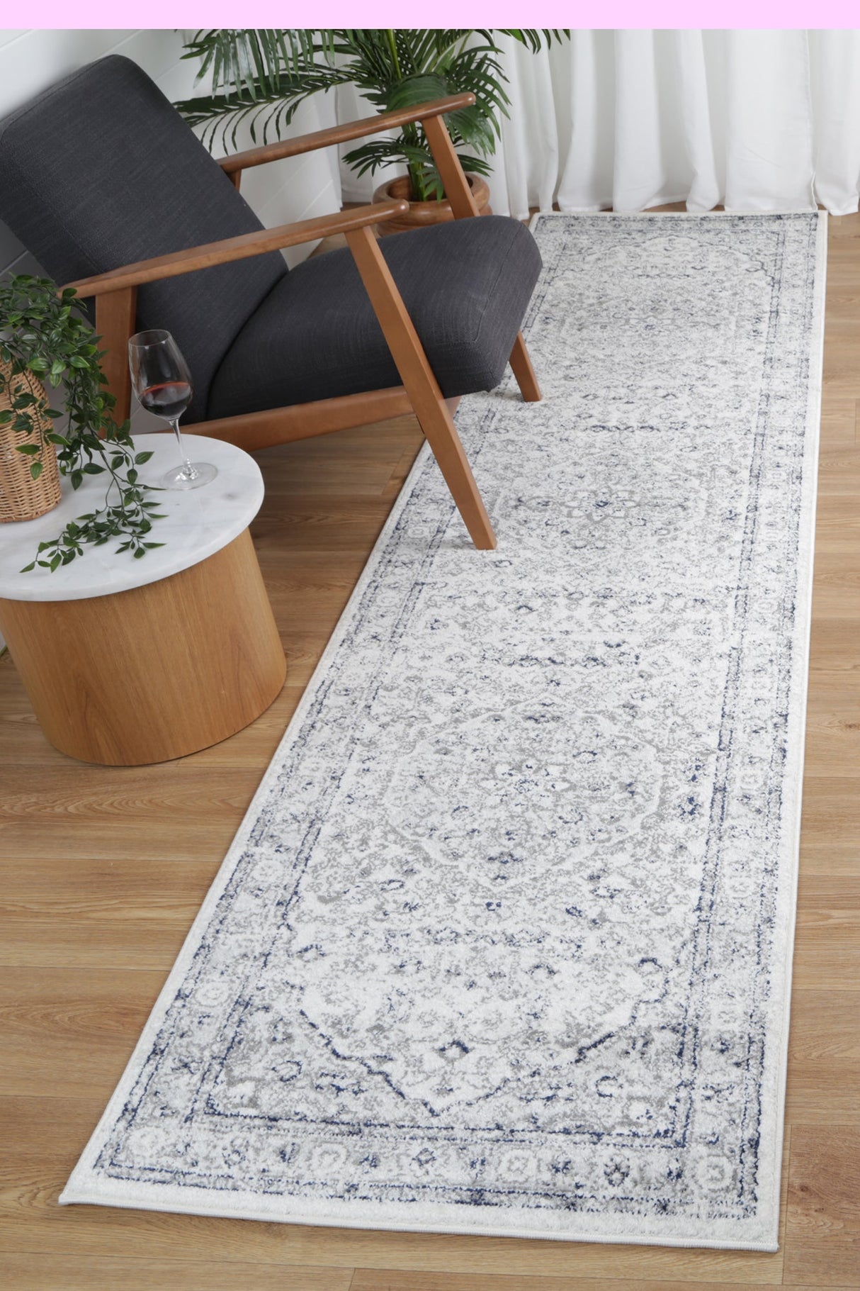 Ligures  Cream Navy Floral Rug