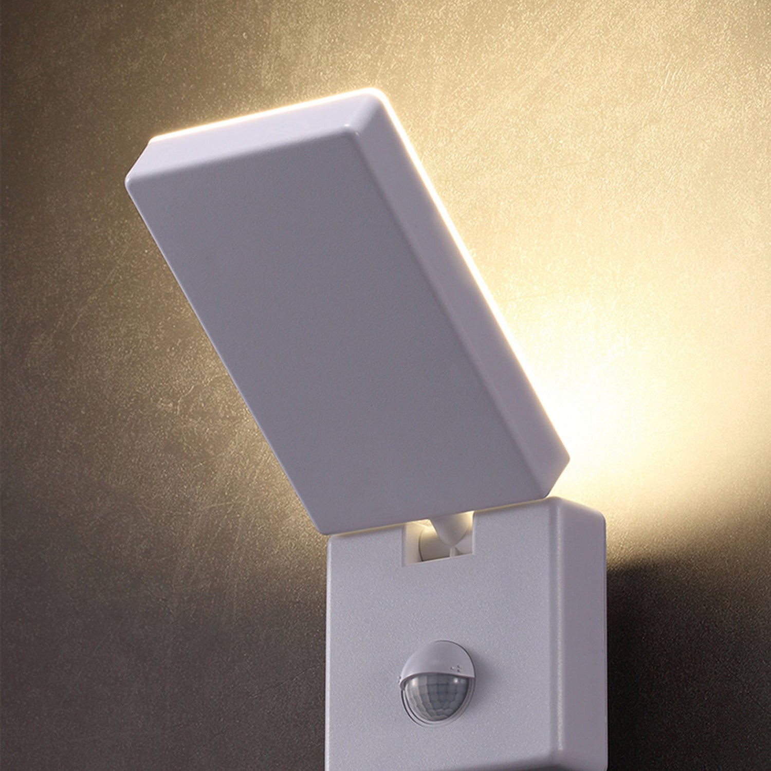 SEC: Surface Mounted LED Security Lights with Sensors IP65