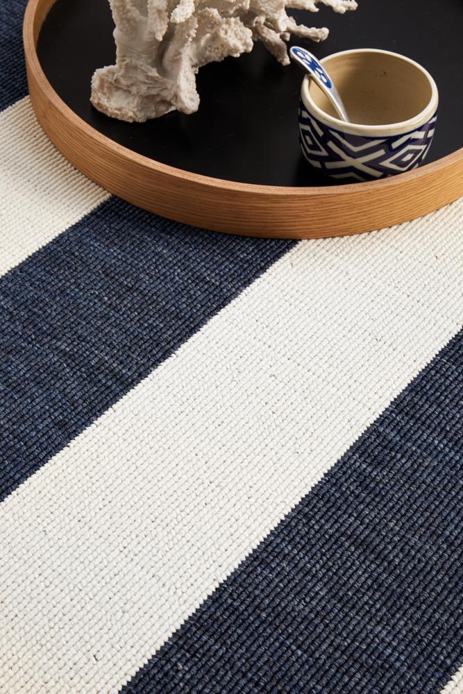 Shore Navy White Outdoor Rug