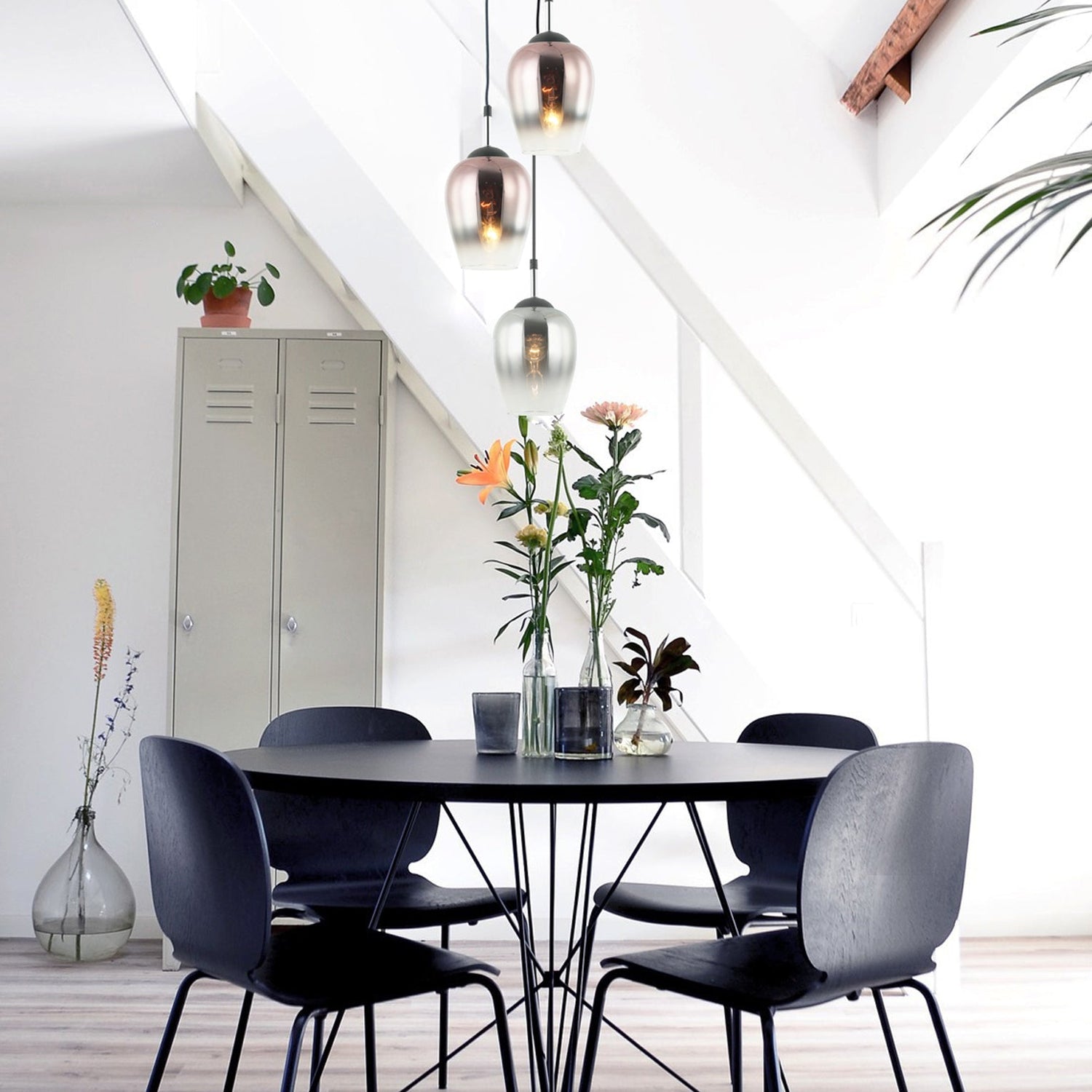 VINUM: Interior Wine Glass Shape Colour Fading Effect Glass Pendant Lights