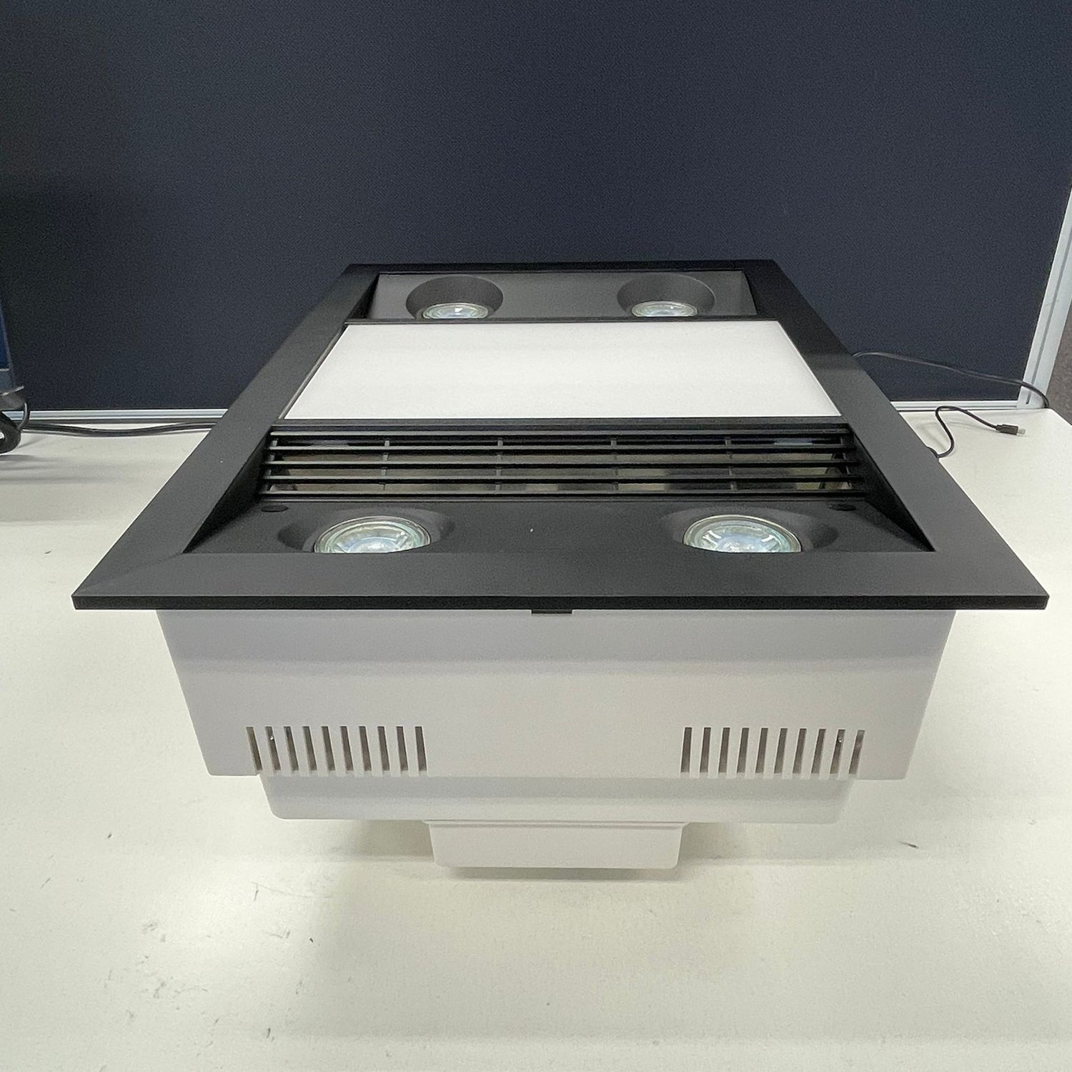 inferno-bathroom-halogen-heat-fan-lt-bla