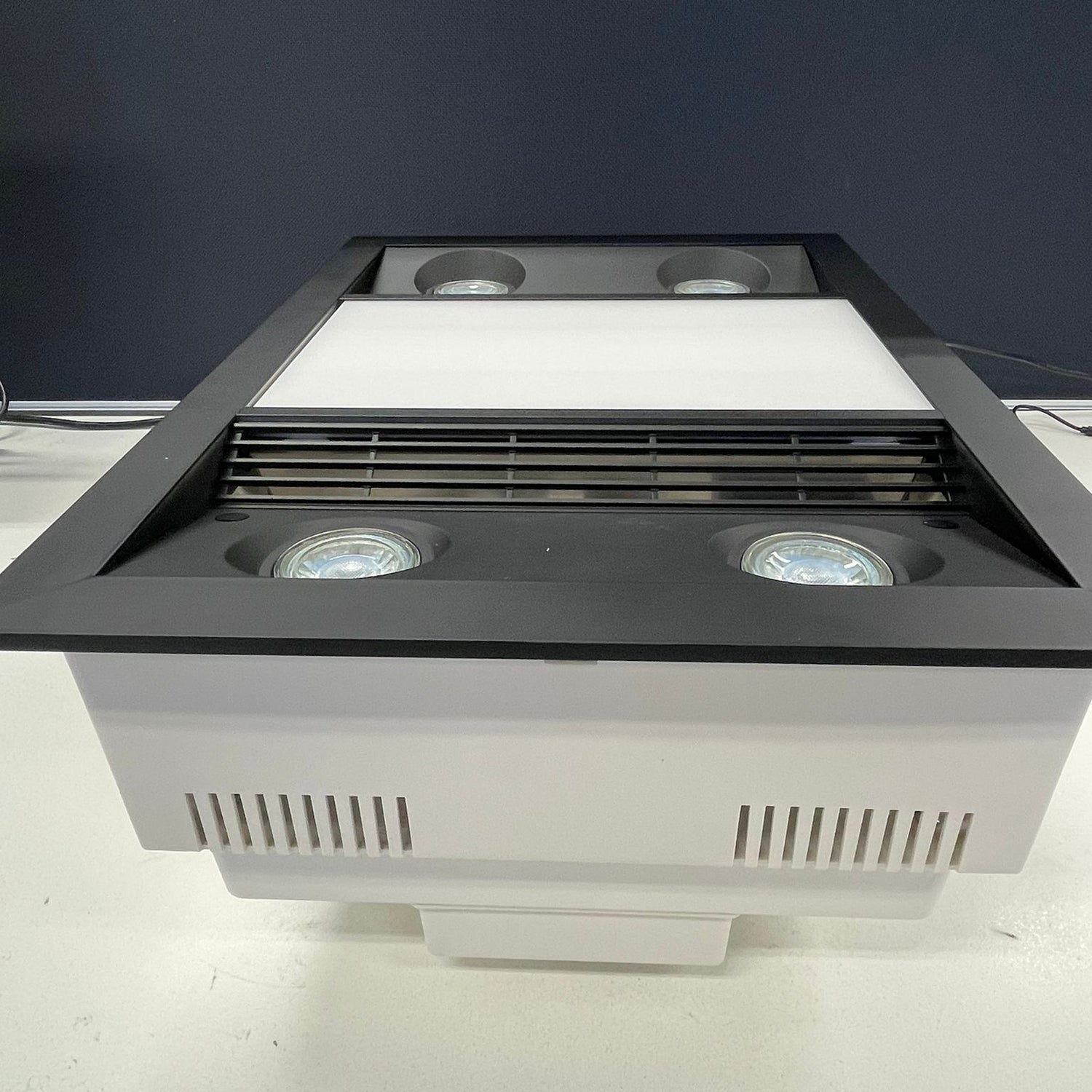 inferno-bathroom-halogen-heat-fan-lt-bla