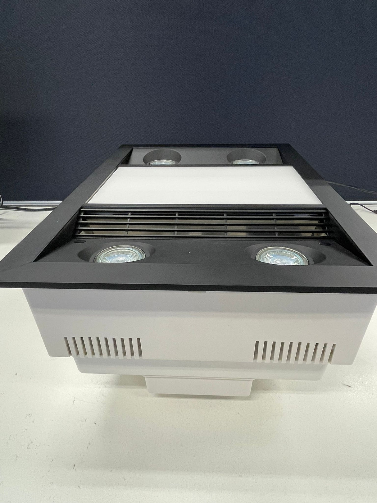 inferno-bathroom-halogen-heat-fan-lt-bla