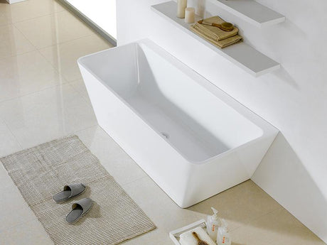 avis-back-to-wall-bathtub