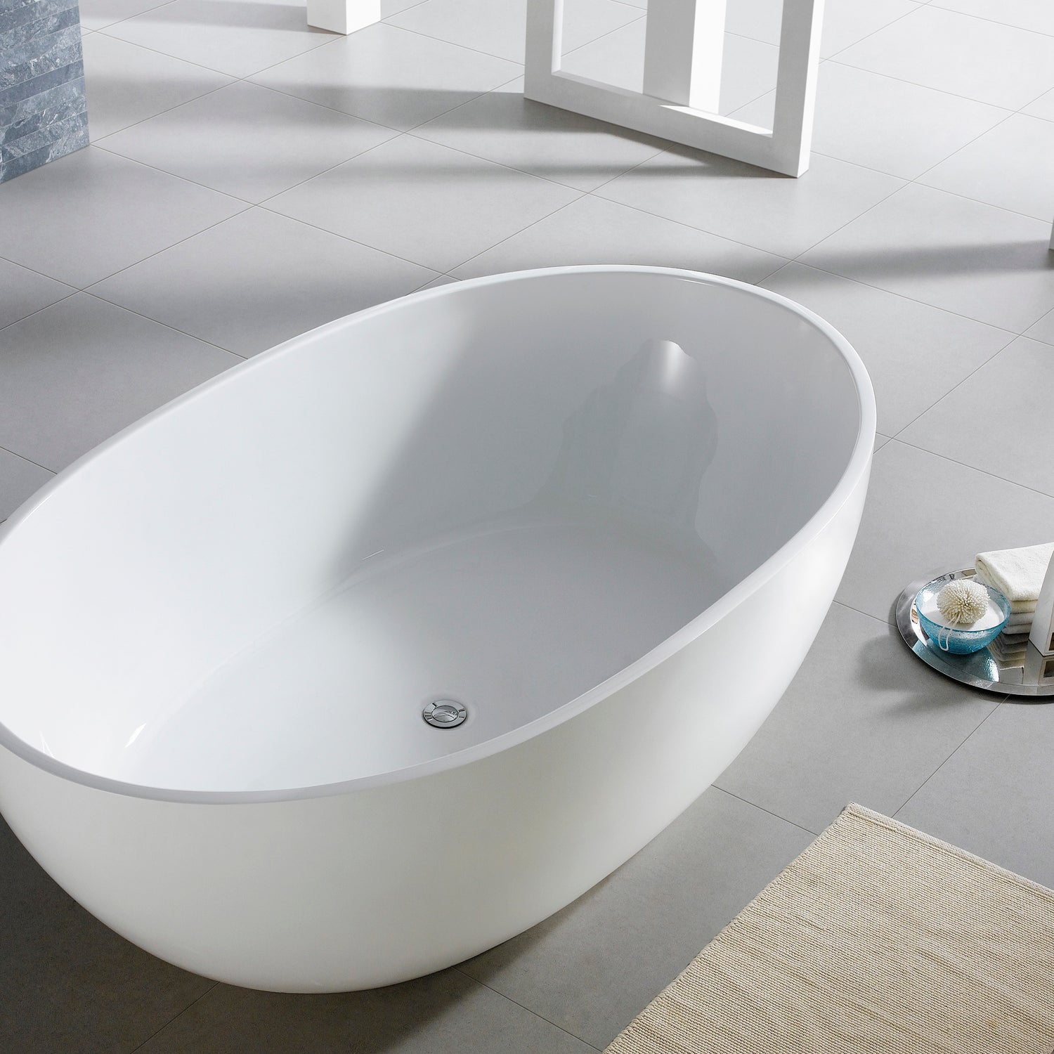 Lucia Free Standing Non-Overflow Bathtub (1700mm)